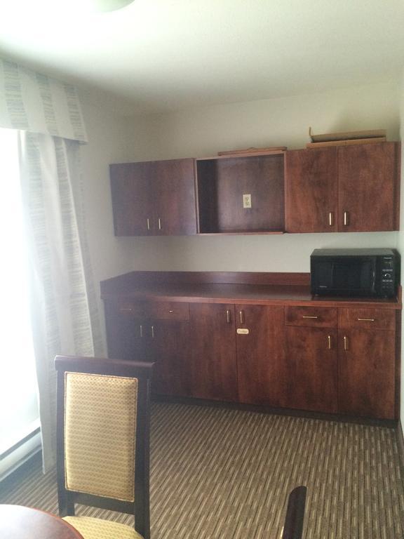 Foxwood Inn And Suites Fox Creek Δωμάτιο φωτογραφία