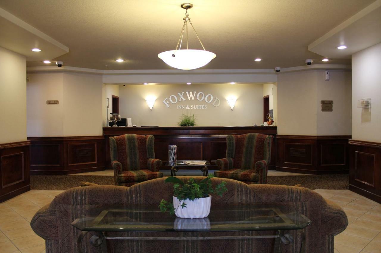 Foxwood Inn And Suites Fox Creek Εξωτερικό φωτογραφία